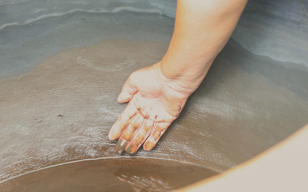 Hơn 10 năm dùng nước nhiễm phèn, dân Lâm Đồng tốn tiền kéo nước sạch - 2