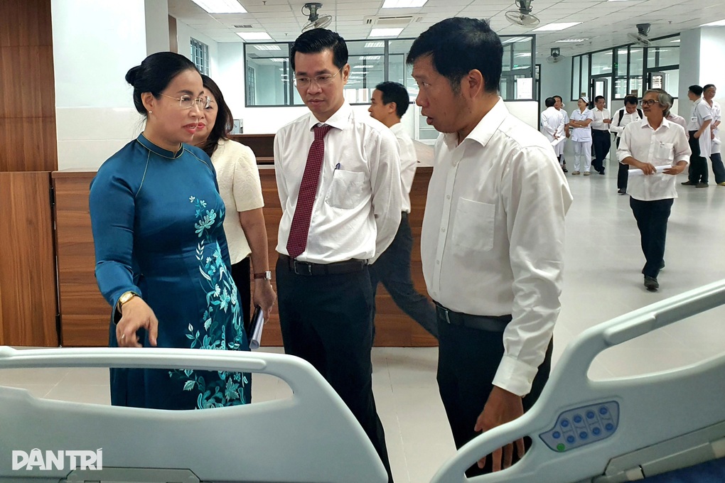 Đưa khu điều trị kỹ thuật cao vào hoạt động sau nhiều năm “đắp chiếu” - 2