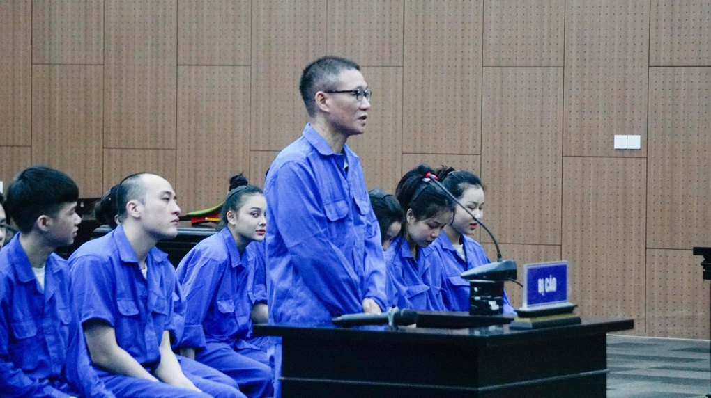 Bay lắc cùng 2 tiếp viên, cựu phó chủ tịch phường ở Hà Nội lĩnh 7 năm tù - 1