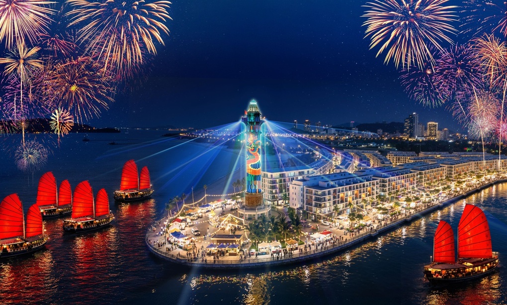 Hạ Long dịp 30/4: Từ bình minh ven biển đến đêm hội VUI-Fest rực rỡ - 5