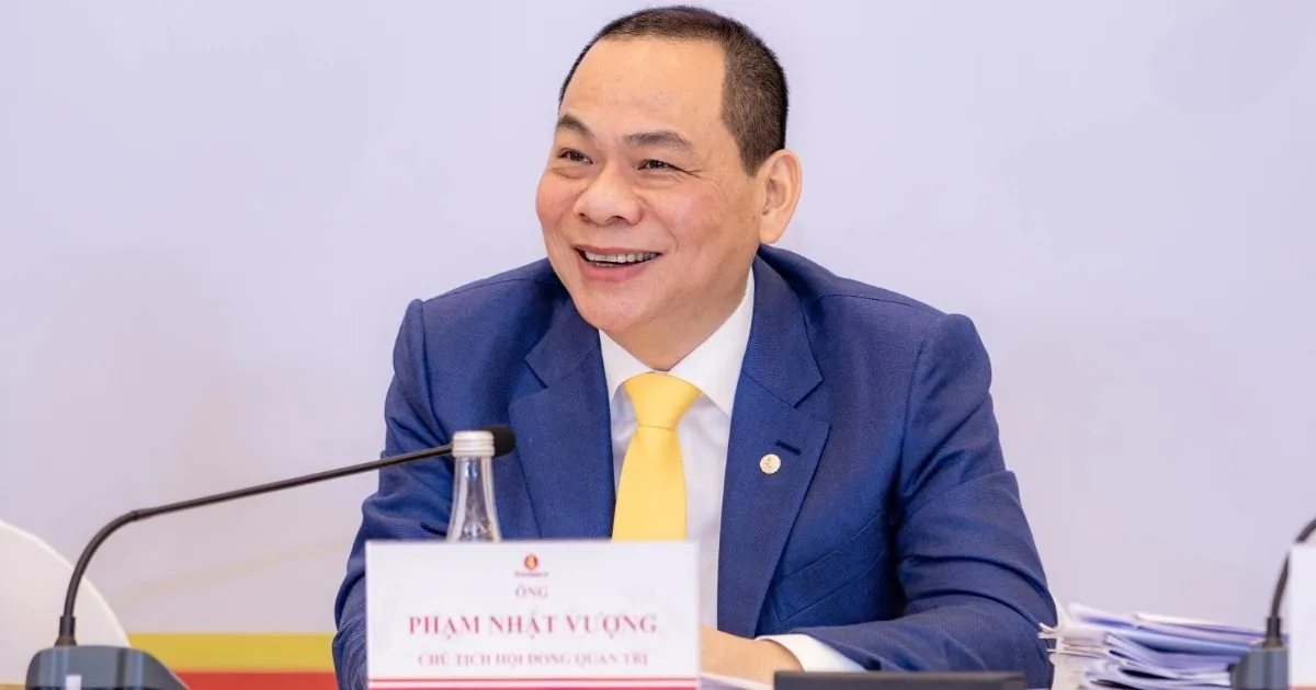 Phản ứng của tỷ phú Phạm Nhật Vượng khi công ty bị nói xấu trên mạng
