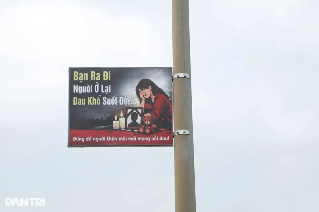 Bố viết thư cảm ơn công an kịp thời ngăn con trai nhảy cầu - 2