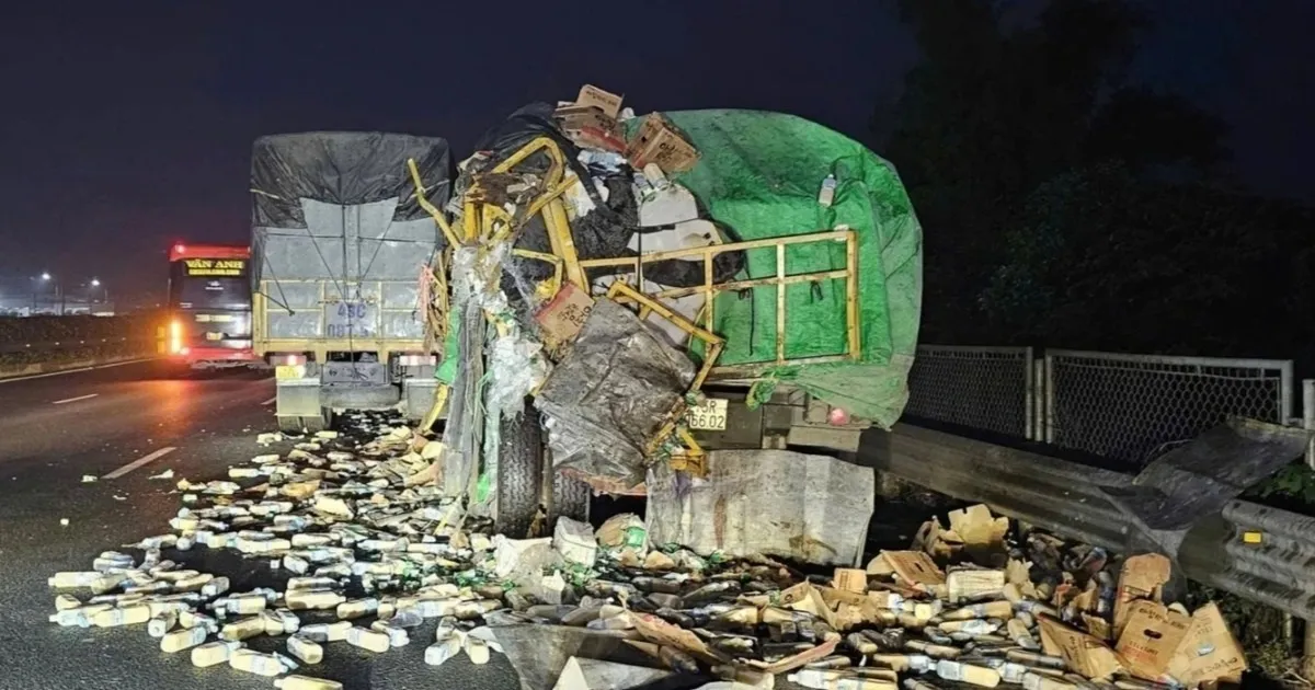 Xuống kiểm tra xe trên cao tốc Pháp Vân - Cầu Giẽ, tài xế bị tông tử vong