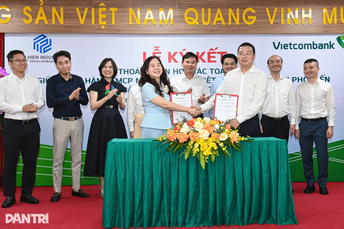 Vietcombank và Tập đoàn Phát triển Công nghiệp Phố Hiến hợp tác toàn diện - 4