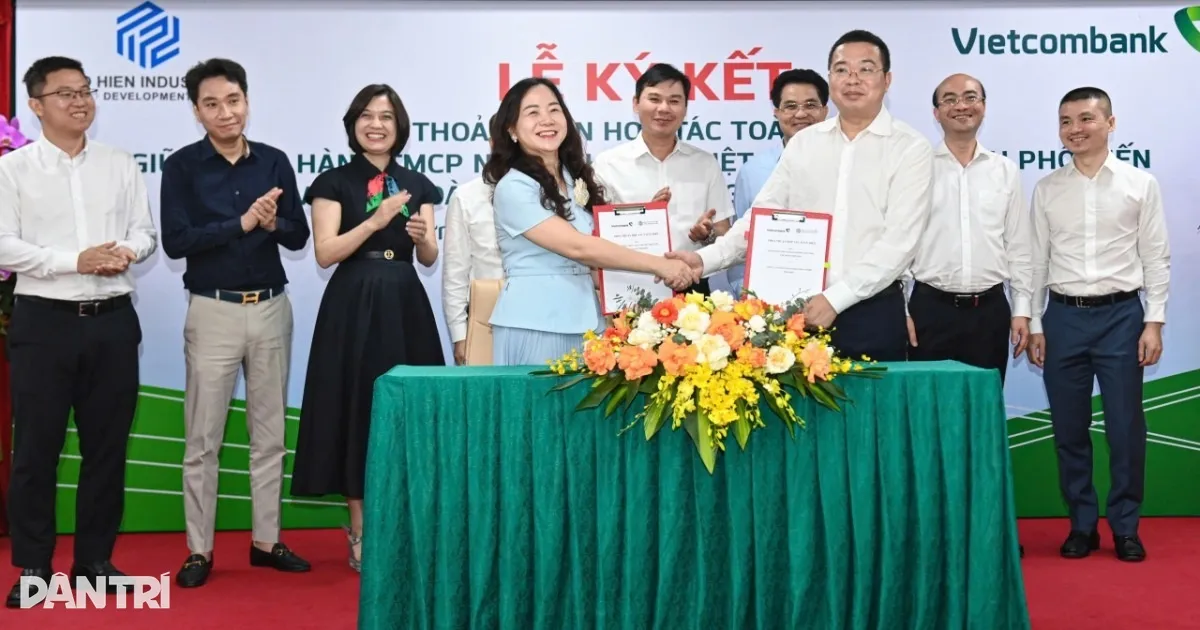 Vietcombank và Tập đoàn Phát triển Công nghiệp Phố Hiến hợp tác toàn diện