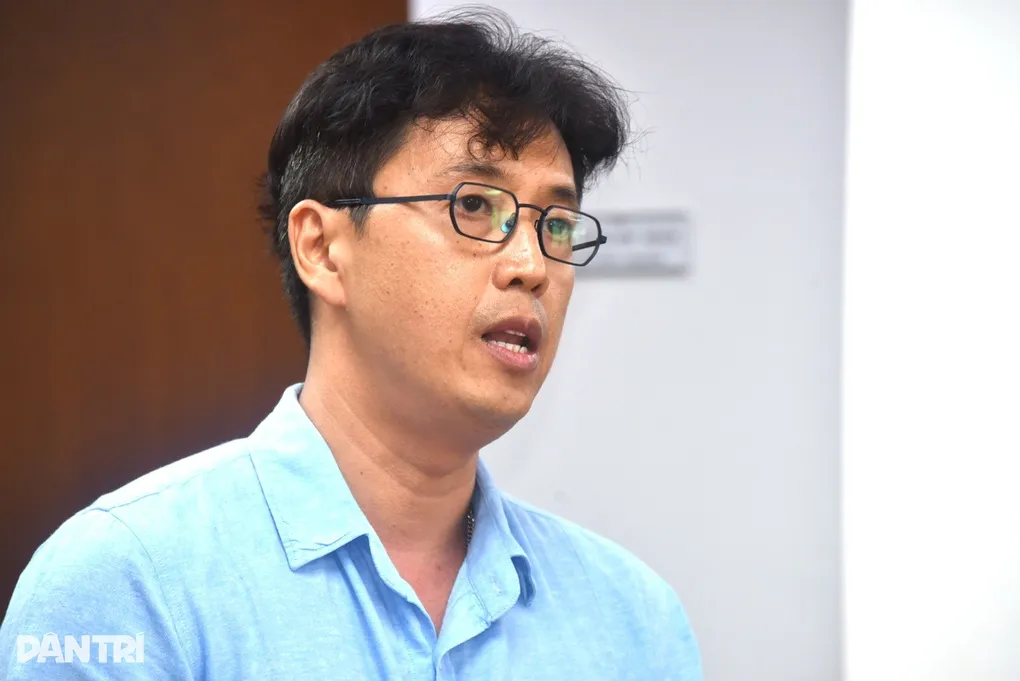 Khách tới TPHCM dịp 30/4 có thể ăn tối và ngắm pháo hoa trên sông Sài Gòn - 1