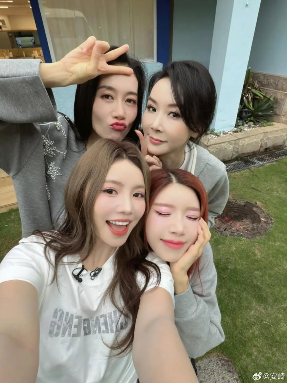 Đồng đội “hệ chiến” của Trang Pháp: Visual ngầu đét, bị tố "tòm tem" với thầy giáo có vợ và rơi vào cảnh thảm hơn 2.300 ngày- Ảnh 1.