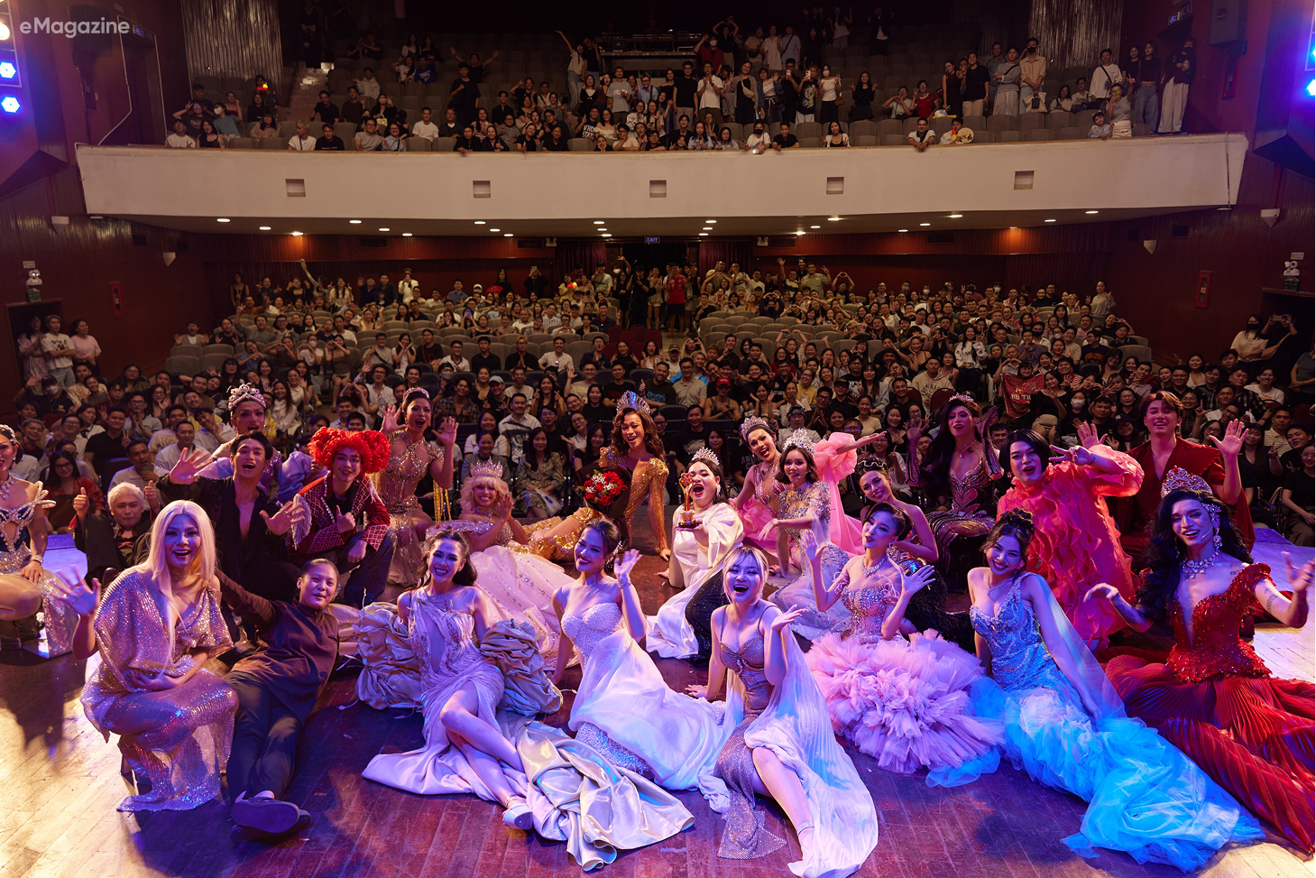 Hành trình không tưởng của Bé 7: Từ công nhân may trong căn trọ 9m2 đến đạo diễn 24 tuổi của vở kịch cháy vé nhất Sài Gòn - Ảnh 23.