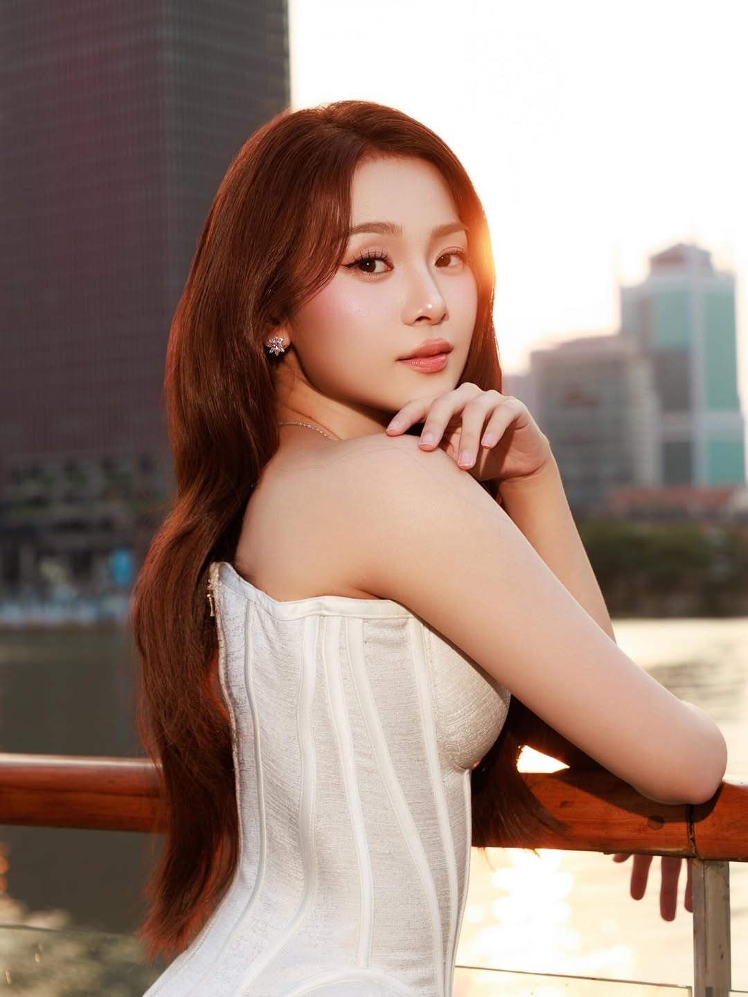 Cô dâu đẹp nhất Việt Nam hiện tại: Nhan sắc yêu kiều vạn người mê đắm, nụ cười như rót mật vào tim- Ảnh 4.