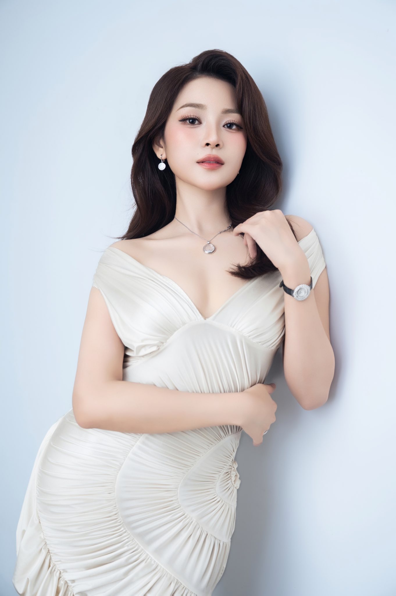 Cô dâu đẹp nhất Việt Nam hiện tại: Nhan sắc yêu kiều vạn người mê đắm, nụ cười như rót mật vào tim- Ảnh 5.