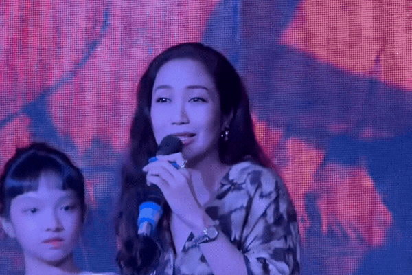 Ốc Thanh Vân: Không hiểu sao con tôi cũng biết, còn gửi lại đoạn clip tôi đang chửi chồng- Ảnh 1.