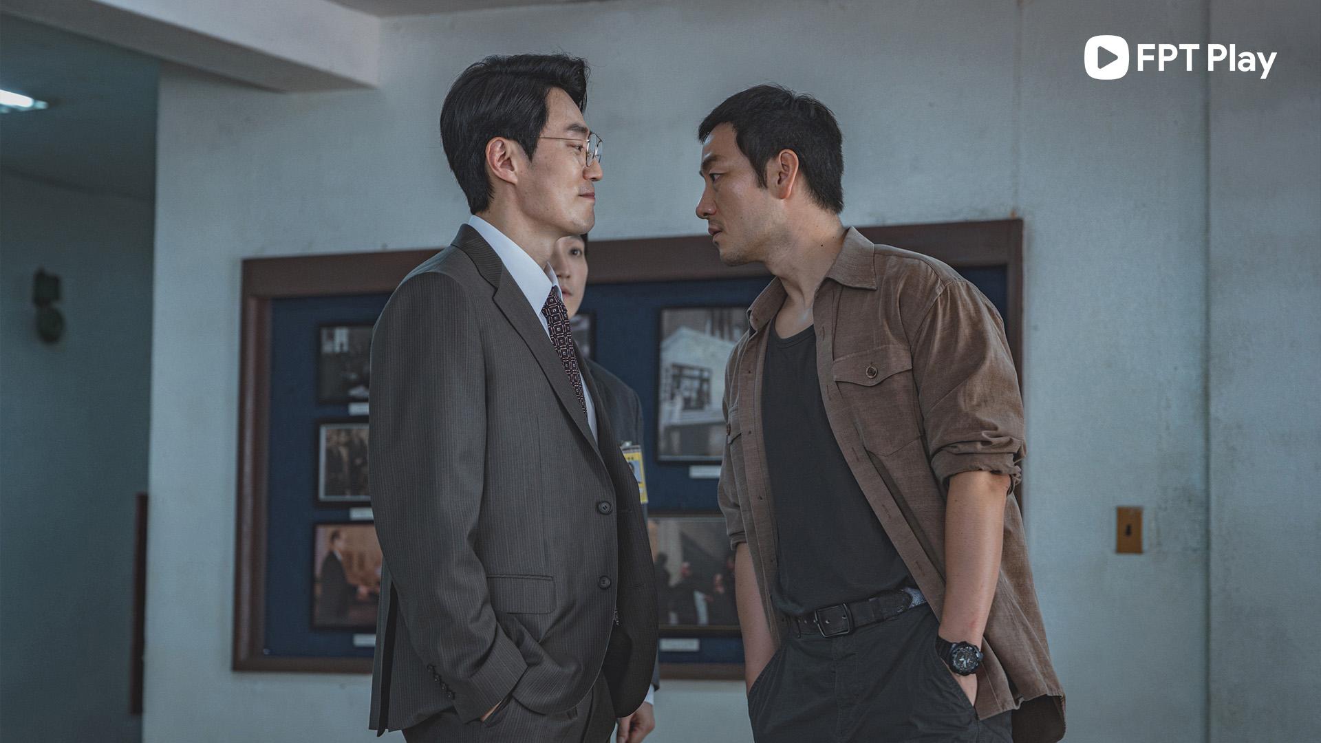 Phim Hàn tháng 4: khẩu vị lạ từ “Bù Nhìn Bóng Đêm” và “Kẻ Thù Chung Giường” - Ảnh 4.