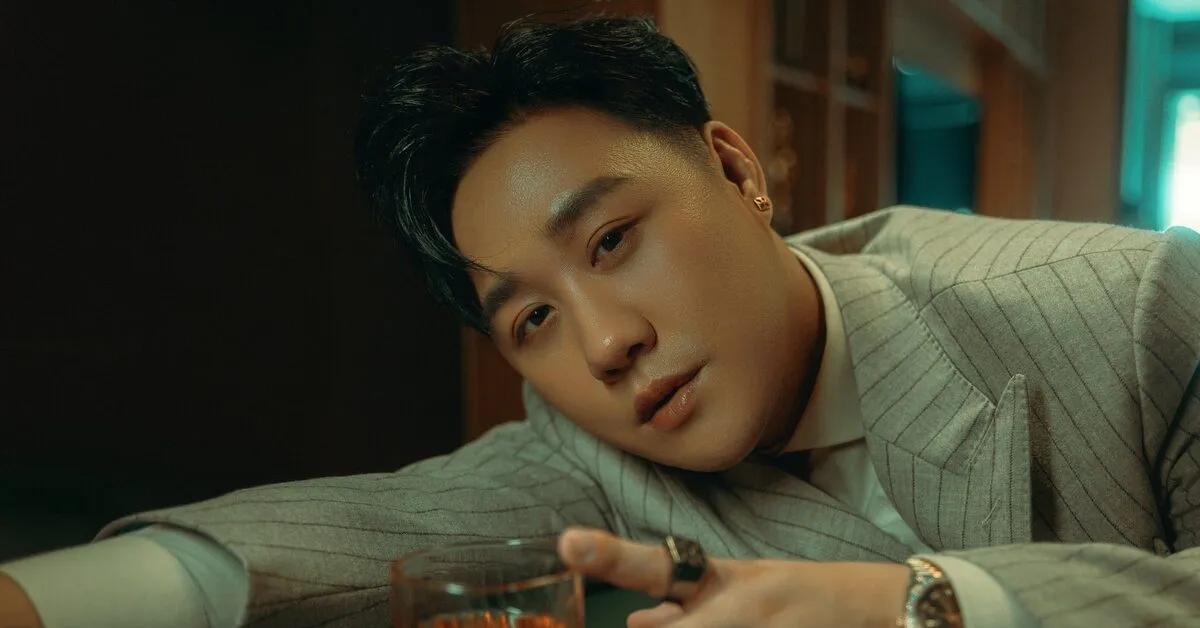 Loạt lùm xùm trong sự nghiệp của Trung Quân Idol