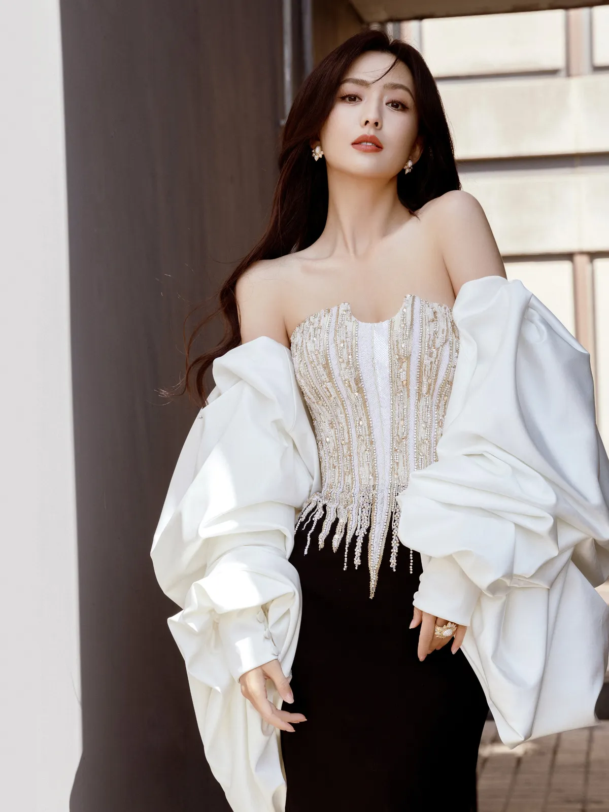 Mẹ đơn thân showbiz "cấm cả nước nói xấu mình": 1 phút xóa 1.000 bài "bóc phốt" gây choáng váng, ngày ly hôn tậu luôn biệt phủ 3.000m2 ăn mừng- Ảnh 8.