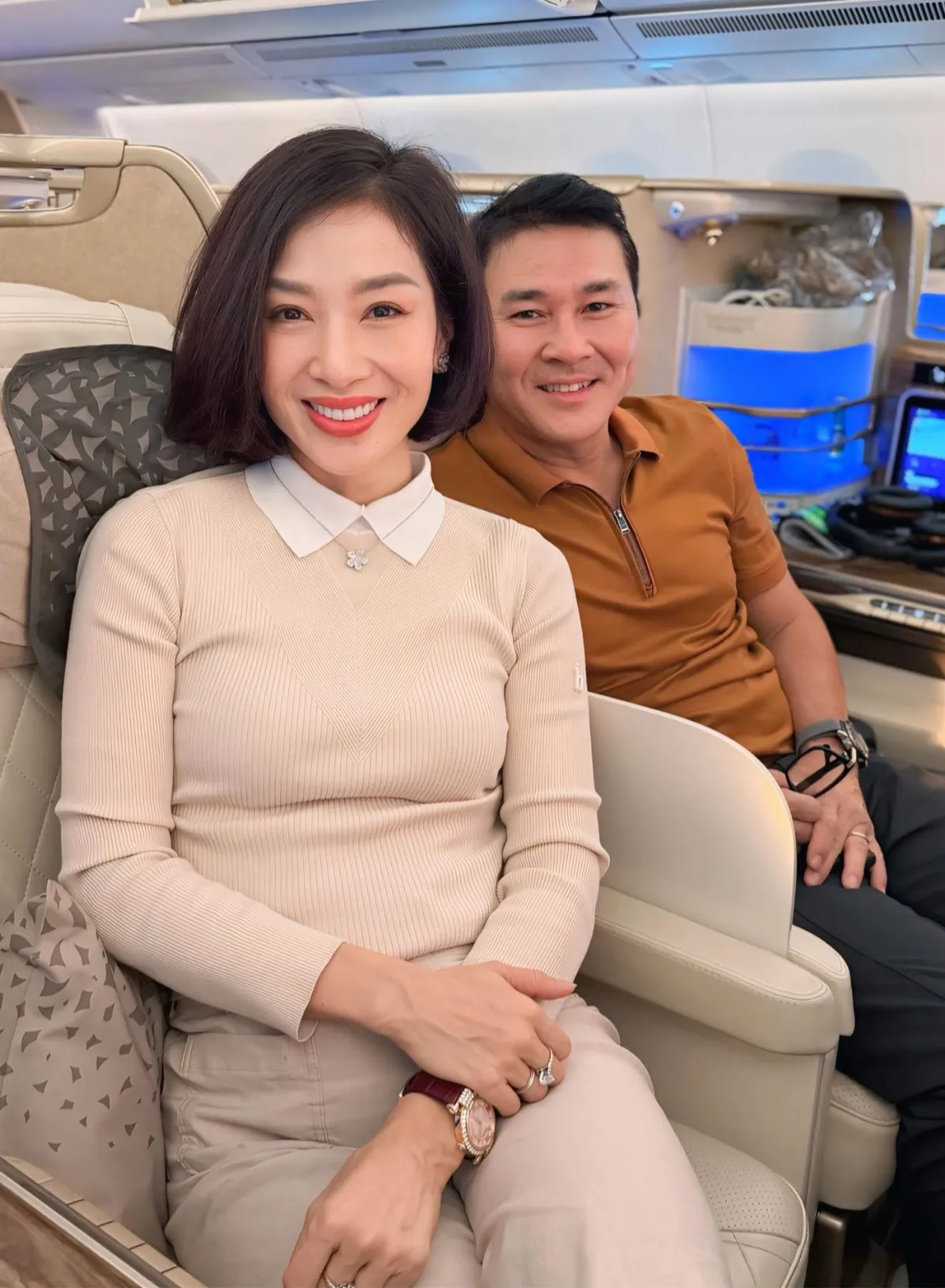 Nhan sắc "cô thư ký xinh đẹp" sở hữu biệt thự 200 tỷ, sinh 2 con cho đại gia vẫn có nhiều người theo đuổi- Ảnh 4.