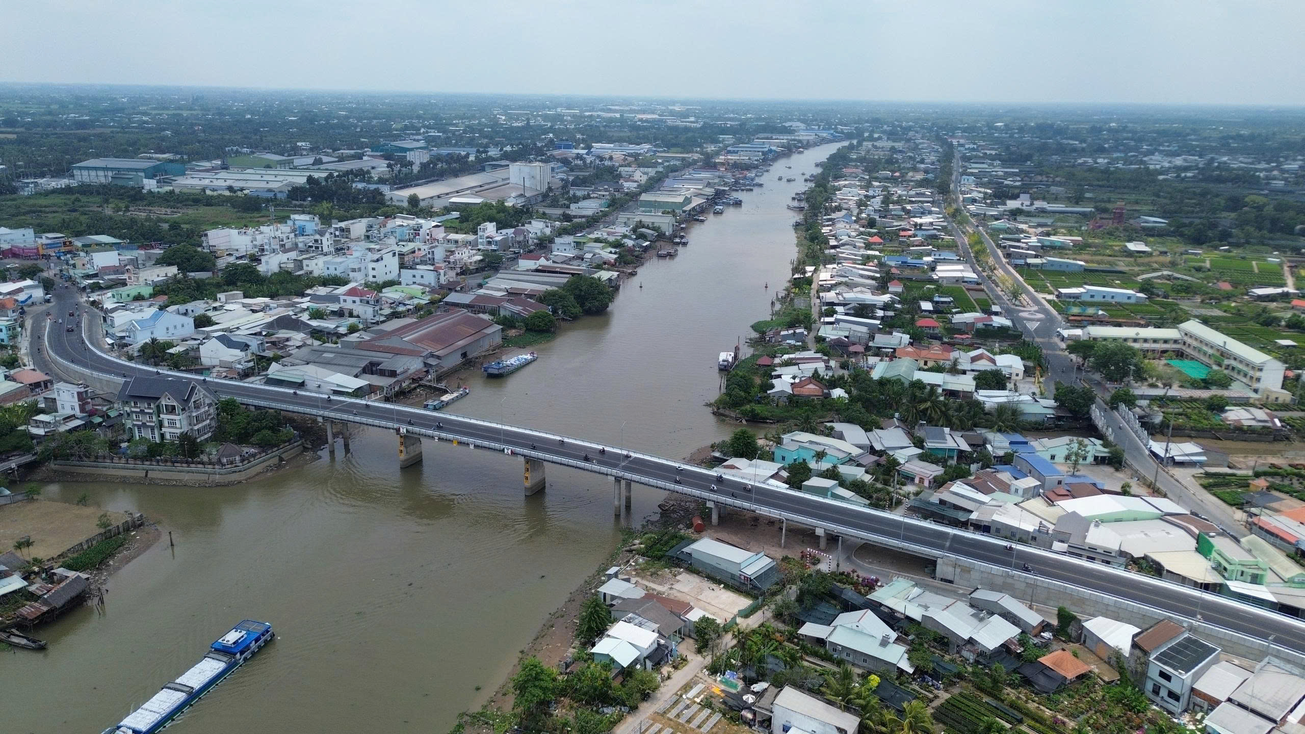 3 cây cầu tại Đồng Tháp hoàn thành, mở “nút thắt” giao thông khu vực - Ảnh 1.