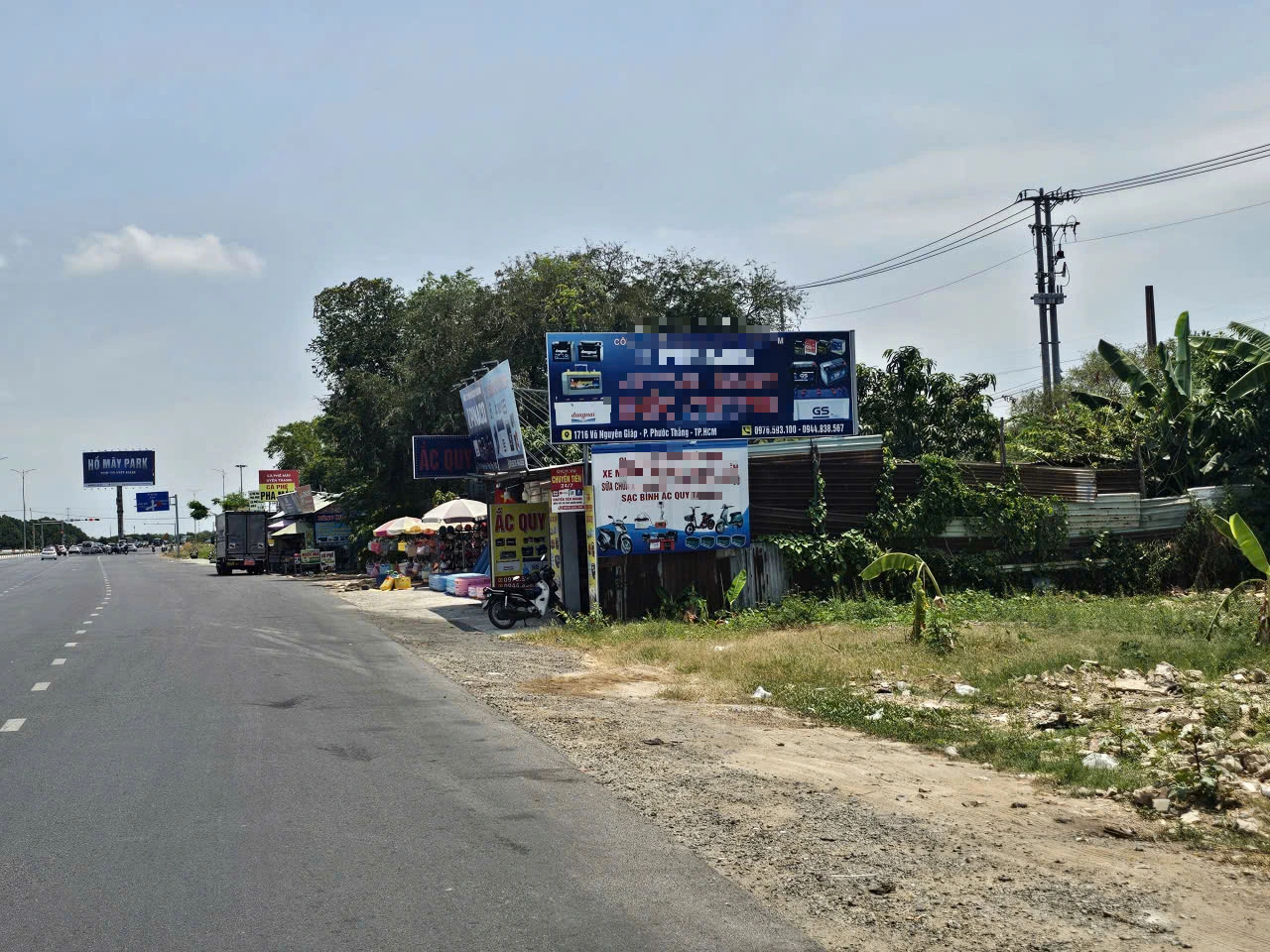 TP.HCM: Chiếm đất công, xây nhà trái phép tràn lan hơn 35 năm vẫn chưa xử lý - Ảnh 1.