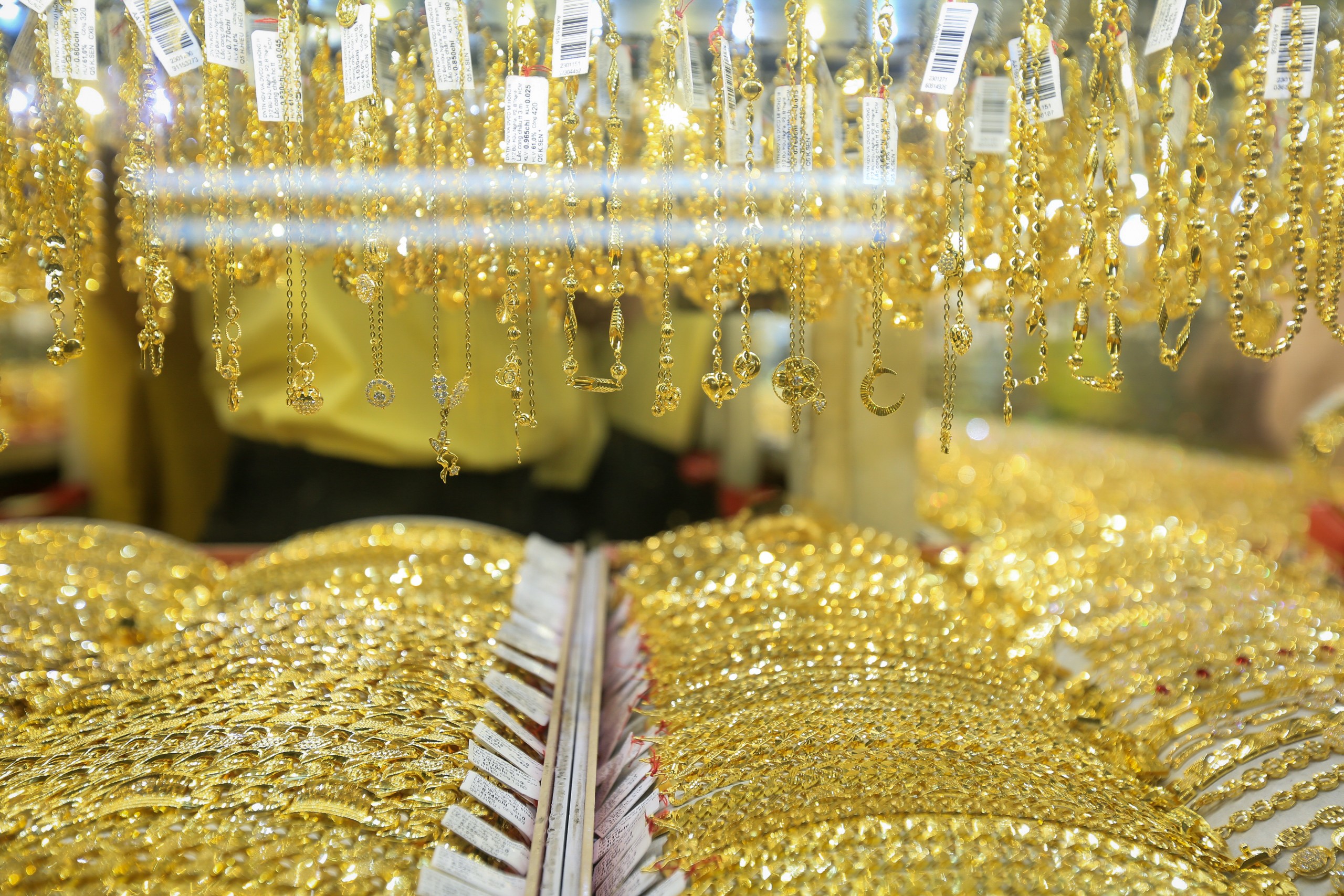 Kiến nghị cho nhập 50 tấn vàng nguyên liệu- Ảnh 1.