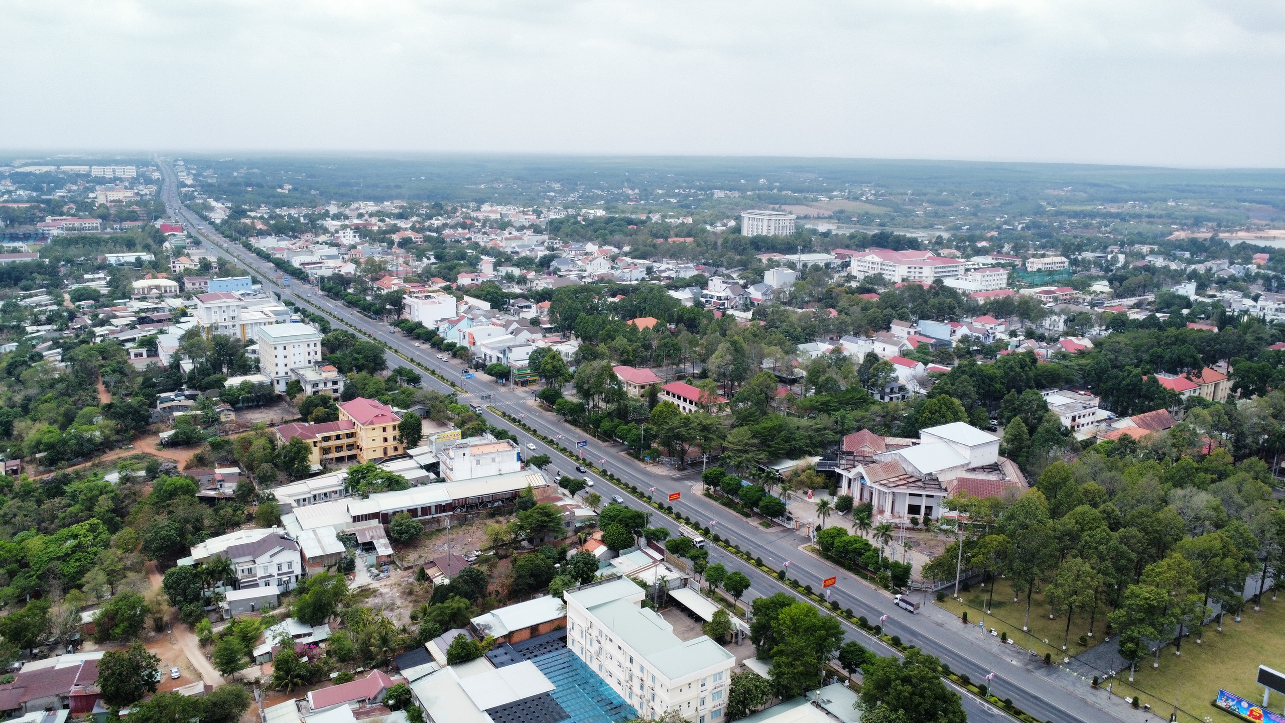 Các trụ sở ở Trung tâm hành chính tỉnh Bình Phước cũ được sử dụng ra sao? - Ảnh 2.