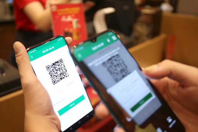 Có nên hạn chế chuyển số tiền lớn qua online?- Ảnh 2.