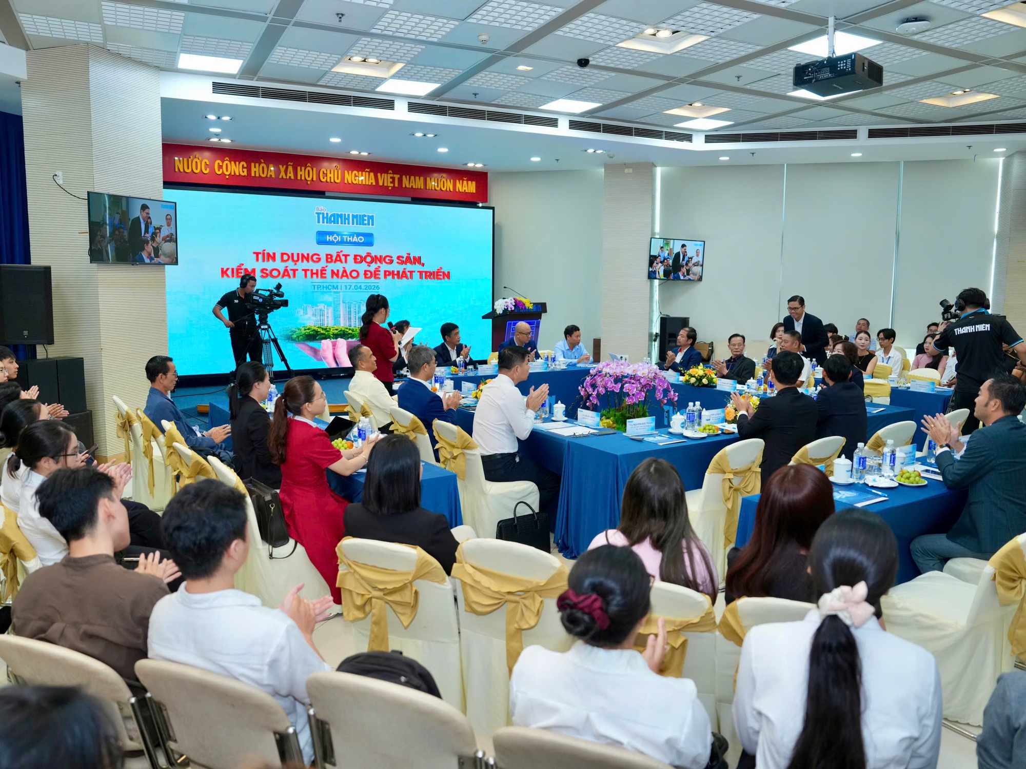 Sáng kiến hỗ trợ lãi suất của Vinhomes là cú phá khung kích hoạt thị trường- Ảnh 2.