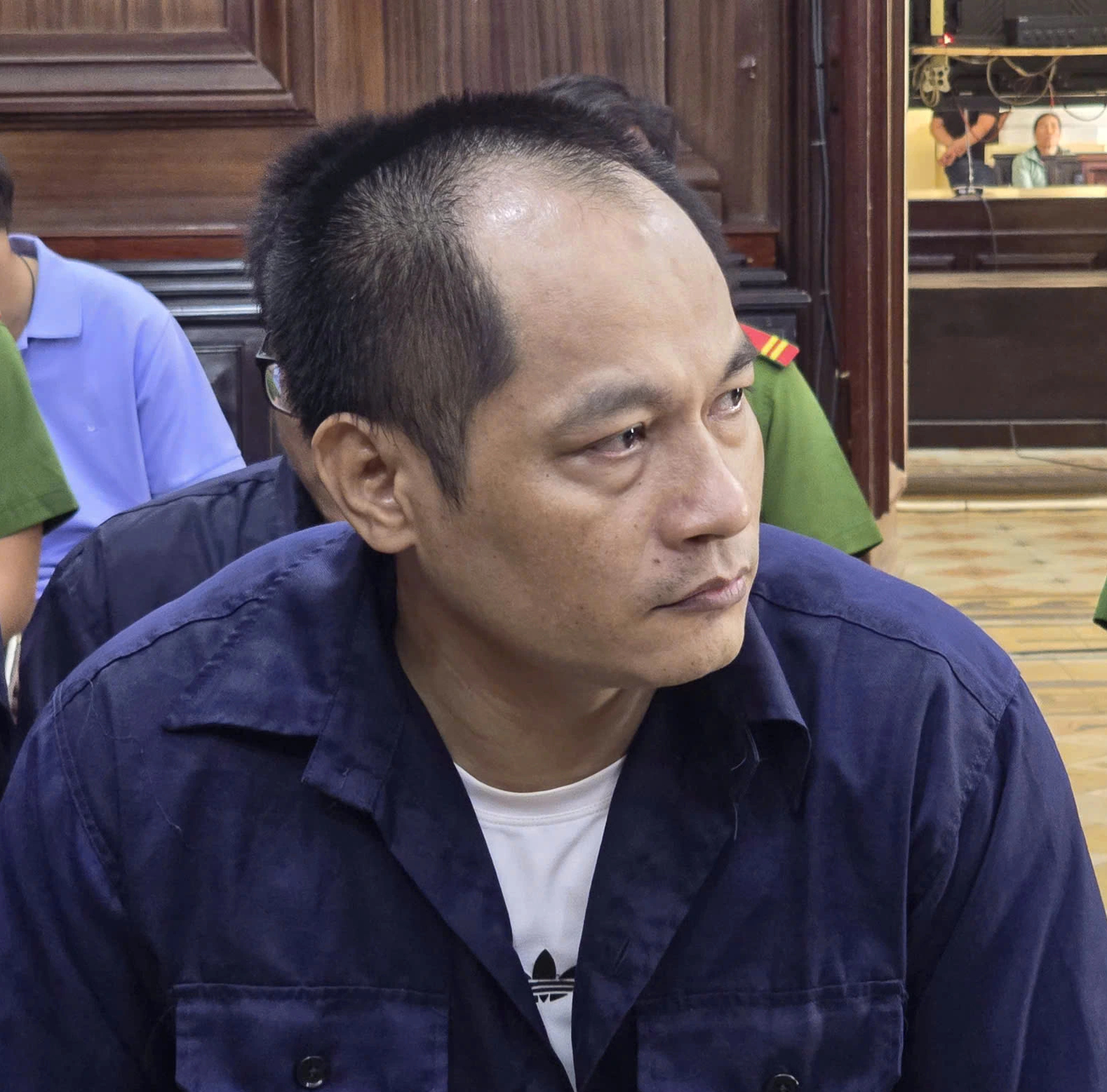 ‘Hô biến’ 1.500 xe gian thành xe mới để lừa đảo hơn 15 tỉ đồng  - Ảnh 1.