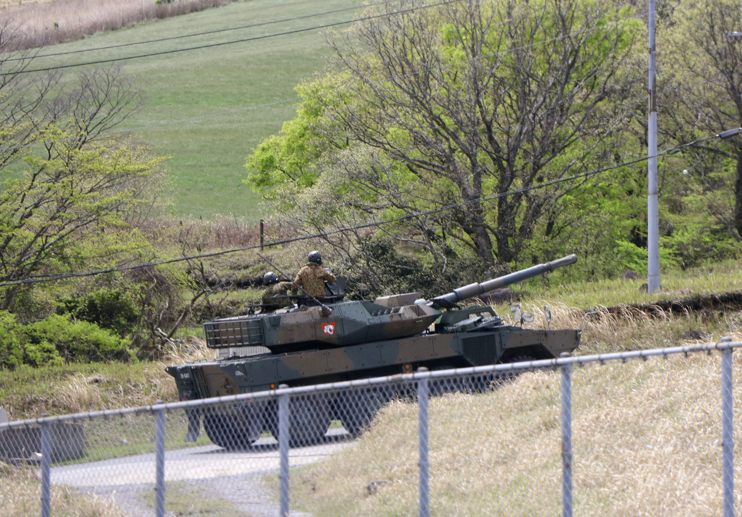 Đạn pháo xe tăng bất ngờ nổ, 3 thành viên phòng vệ Nhật Bản thiệt mạng - Ảnh 2.