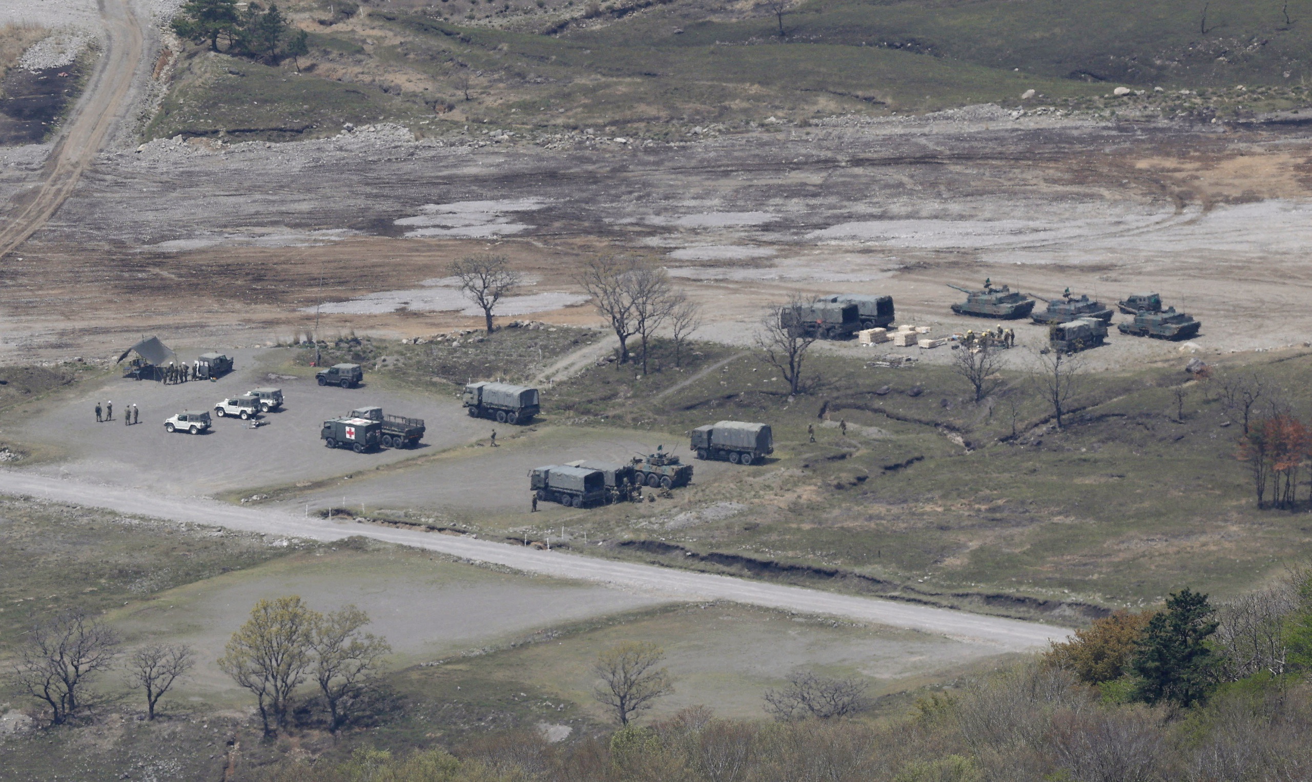 Đạn pháo xe tăng bất ngờ nổ, 3 thành viên phòng vệ Nhật Bản thiệt mạng - Ảnh 3.