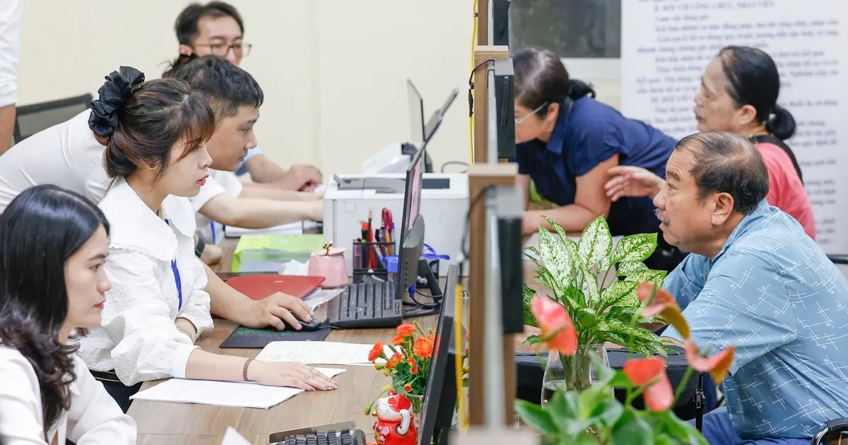 Tăng lương cơ sở 2,53 hay 2,7 triệu đồng/tháng, mức nào hợp lý?