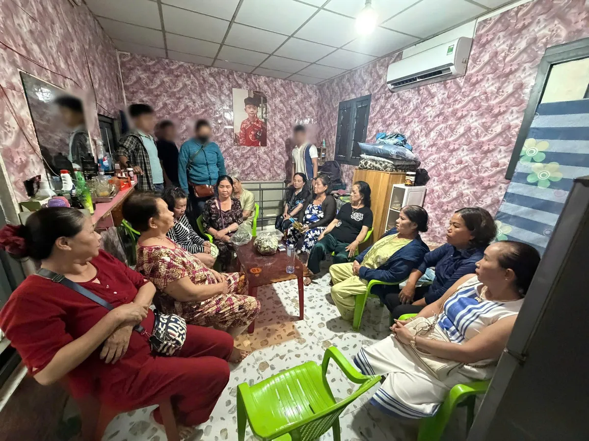 Đột kích sòng bạc trung tâm Đà Nẵng, bắt nữ nghi phạm thu tiền xâu trăm triệu- Ảnh 2.