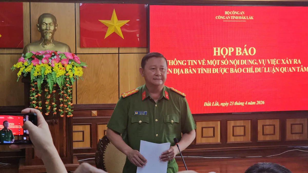 Vụ nam sinh lớp 12 tử vong ở Đắk Lắk: Khởi tố cựu cán bộ CSGT- Ảnh 1.