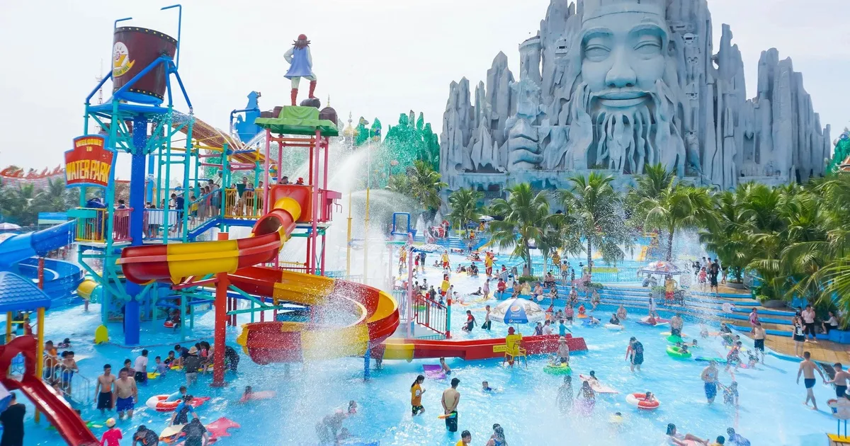 Du lịch TP.HCM dịp 30.4: Nhiều điểm đến giảm giá 50%, loạt tour 'độc lạ' hút khách