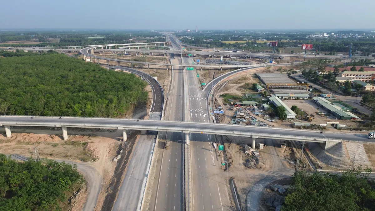 Phương án khai thác tạm cao tốc Biên Hòa - Vũng Tàu trước 30.4 - Ảnh 2.