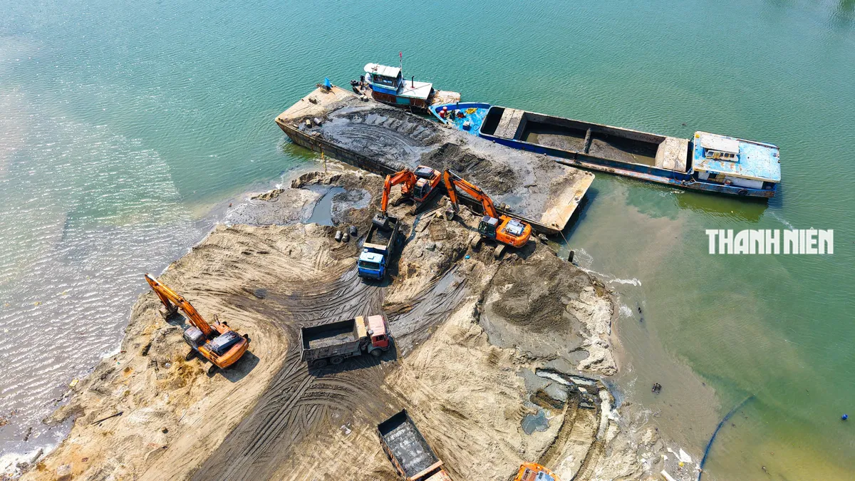 Cảng cá Tịnh Hòa vướng mặt bằng: Nửa tiến độ bị 'níu chân' - Ảnh 6.