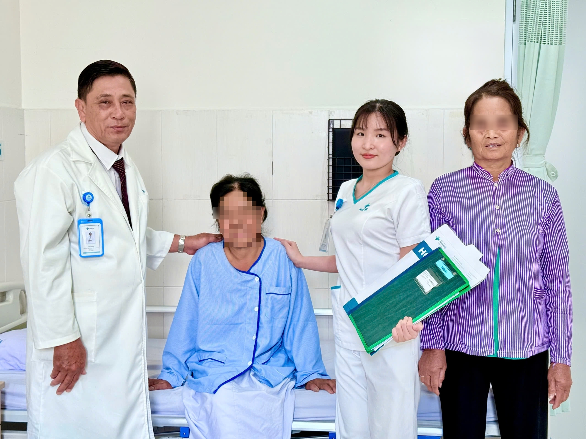 thay khớp - Ảnh 1.