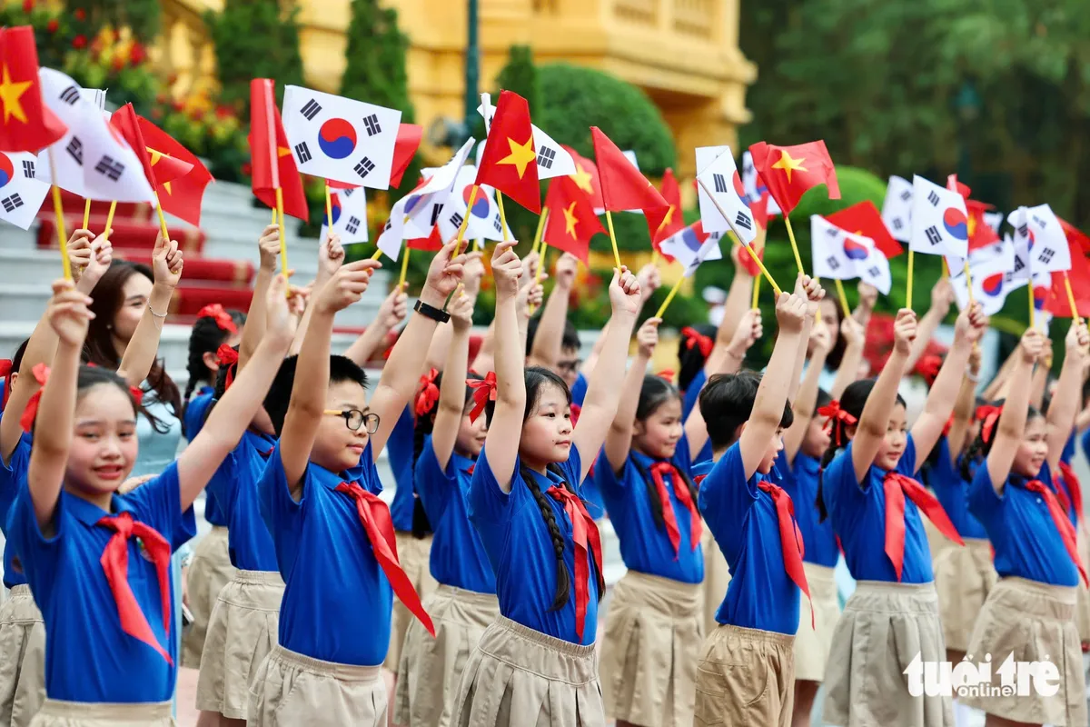 Việt Nam bắn 21 loạt đại bác chào mừng Tổng thống Hàn Quốc thăm cấp Nhà nước - Ảnh 5.