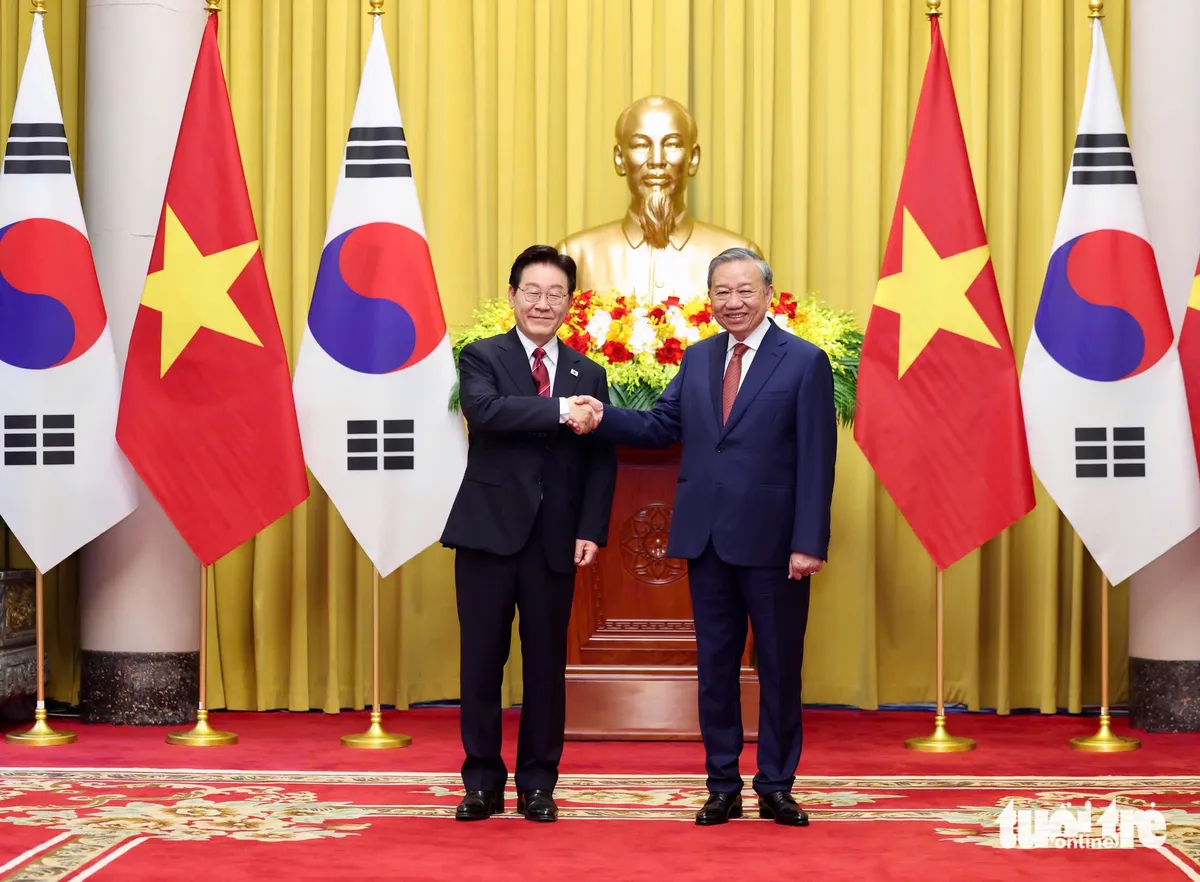 Việt Nam bắn 21 loạt đại bác chào mừng Tổng thống Hàn Quốc thăm cấp Nhà nước - Ảnh 7.