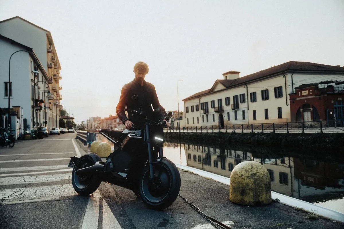 xe máy điện - Ảnh 1.