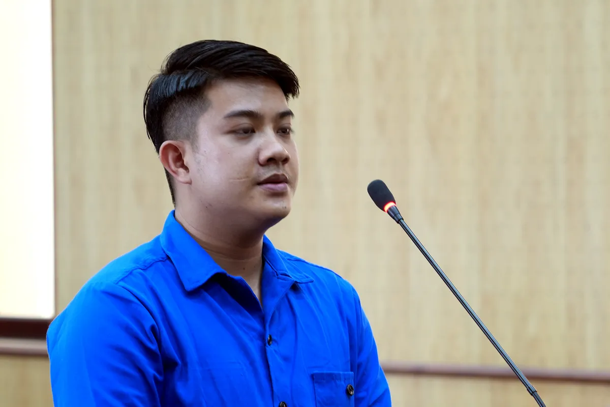 chiếm đoạt - Ảnh 1.