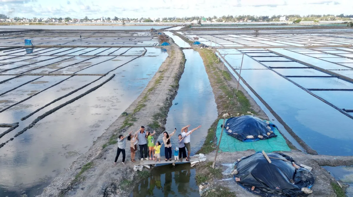 đồng muối Sa Huỳnh - Ảnh 3.