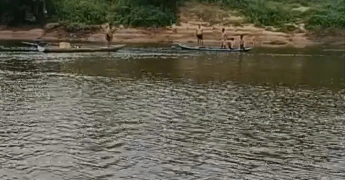 Hai nam sinh lớp 9 đuối nước thương tâm trên sông Tranh