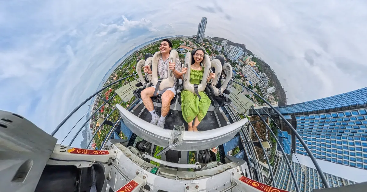 Sun World Ha Long 'tăng nhiệt' dịp lễ 30/4