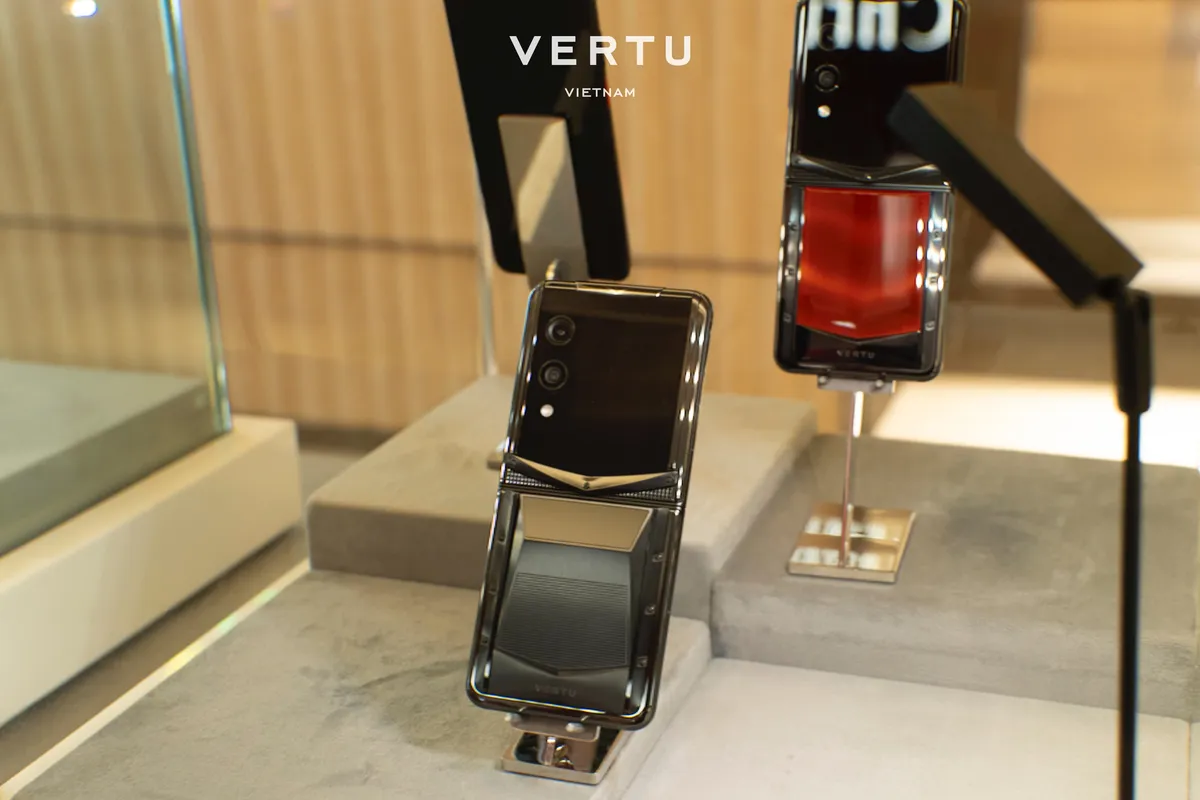 điện thoại cao cấp - Ảnh 1.