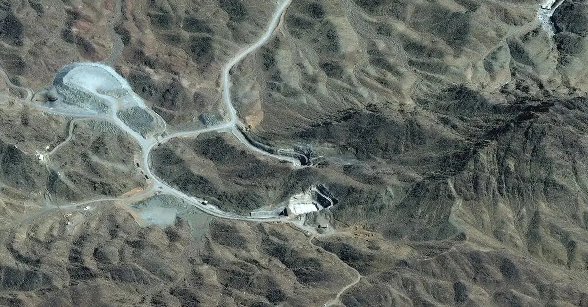 Chuyên gia Mỹ: Iran chỉ cần 4-5 tuần để làm giàu đủ uranium cho 10 quả bom nguyên tử