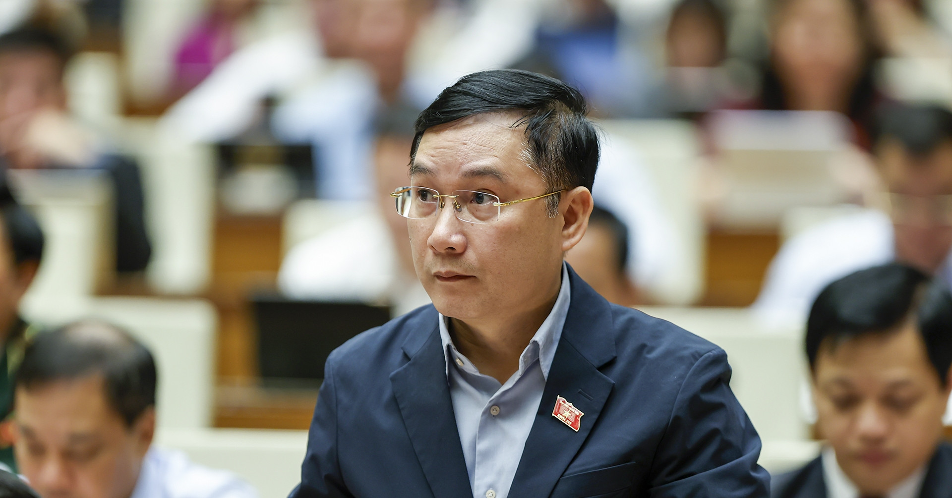 Giá nhà gấp 30 lần thu nhập/năm, người làm 30 năm chưa chắc mua nổi nhà