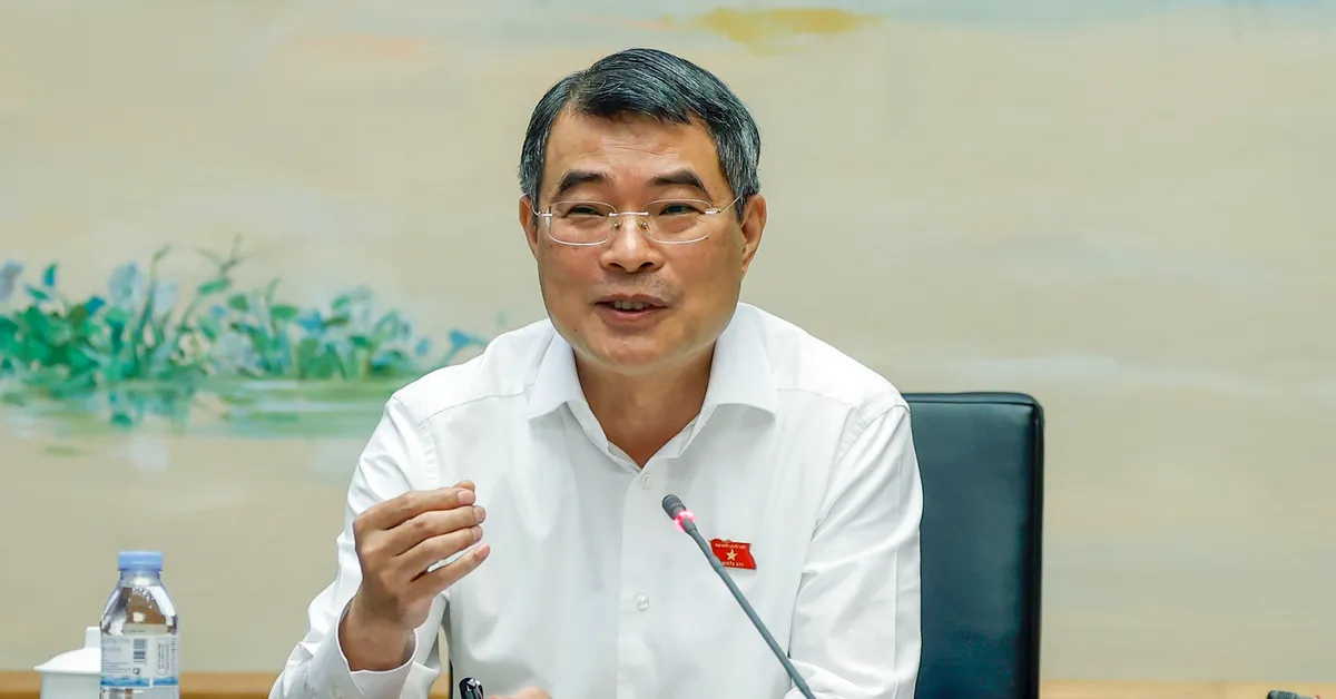 Thủ tướng: Nâng ngưỡng chịu thuế với hộ kinh doanh, dự kiến từ 1 tỷ đồng