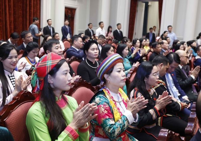 Đại biểu Quốc hội người dân tộc tại buổi gặp mặt. Ảnh: TTXVN
