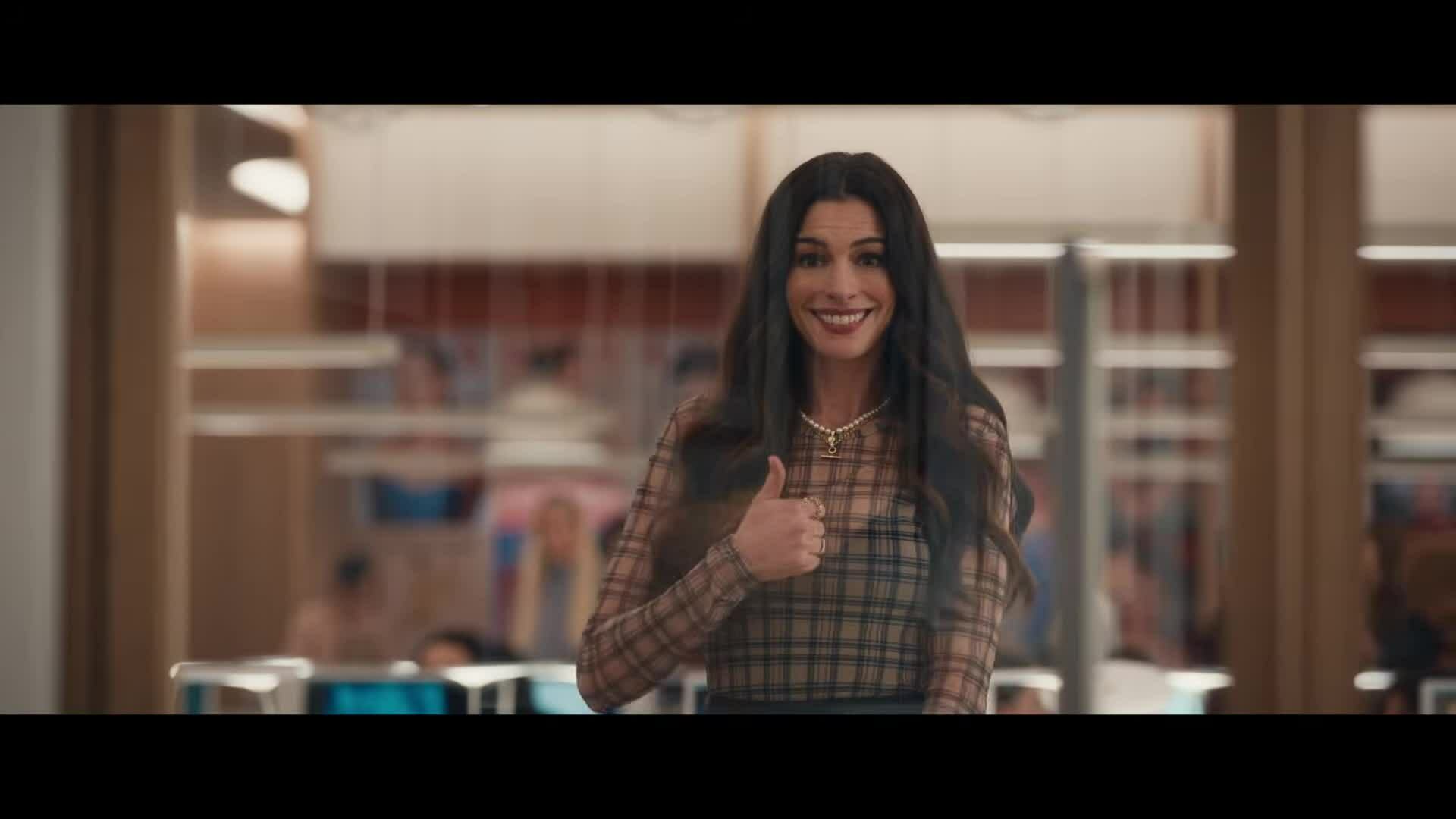 Trailer "Yêu Nữ Thích Hàng Hiệu 2"