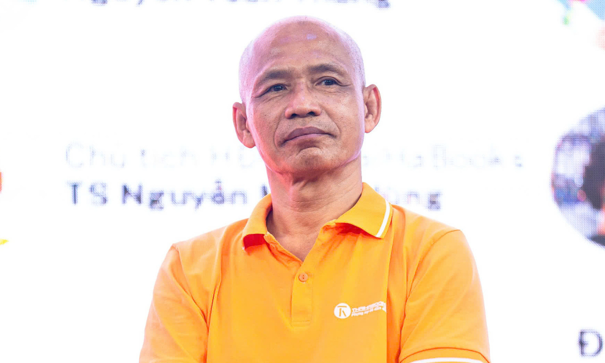 'Mong nhà nào cũng có một tủ sách'