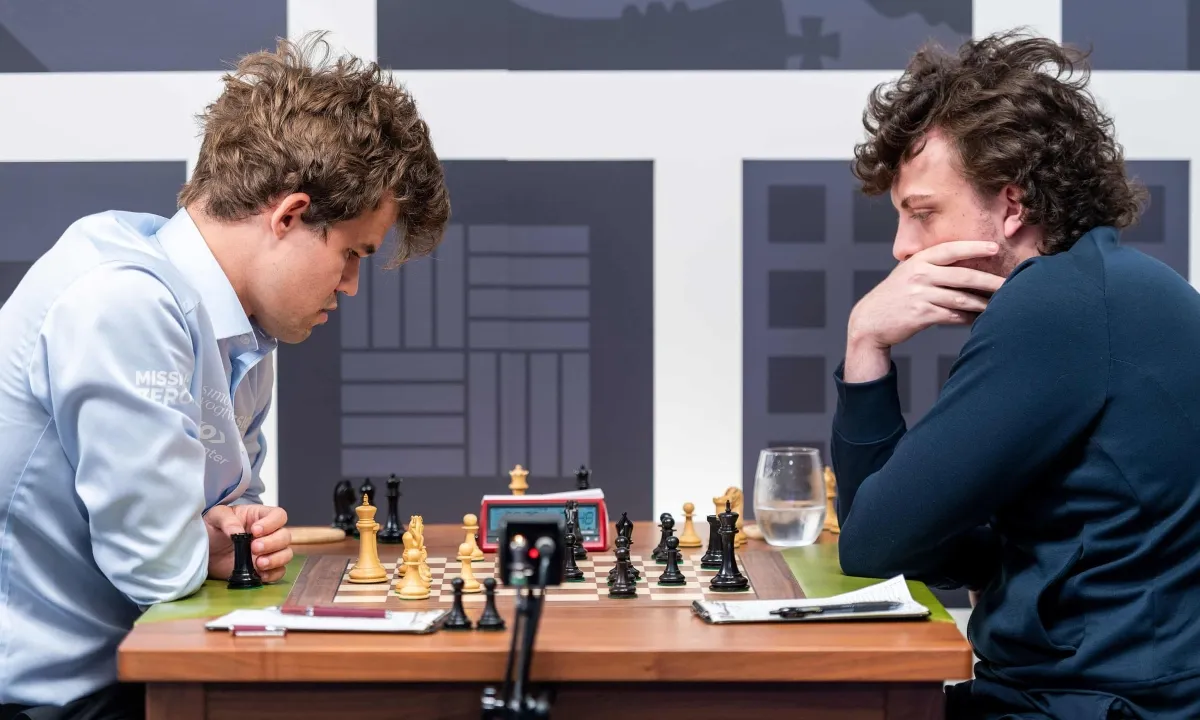 Những cách gian lận kỳ quặc trong cờ vua